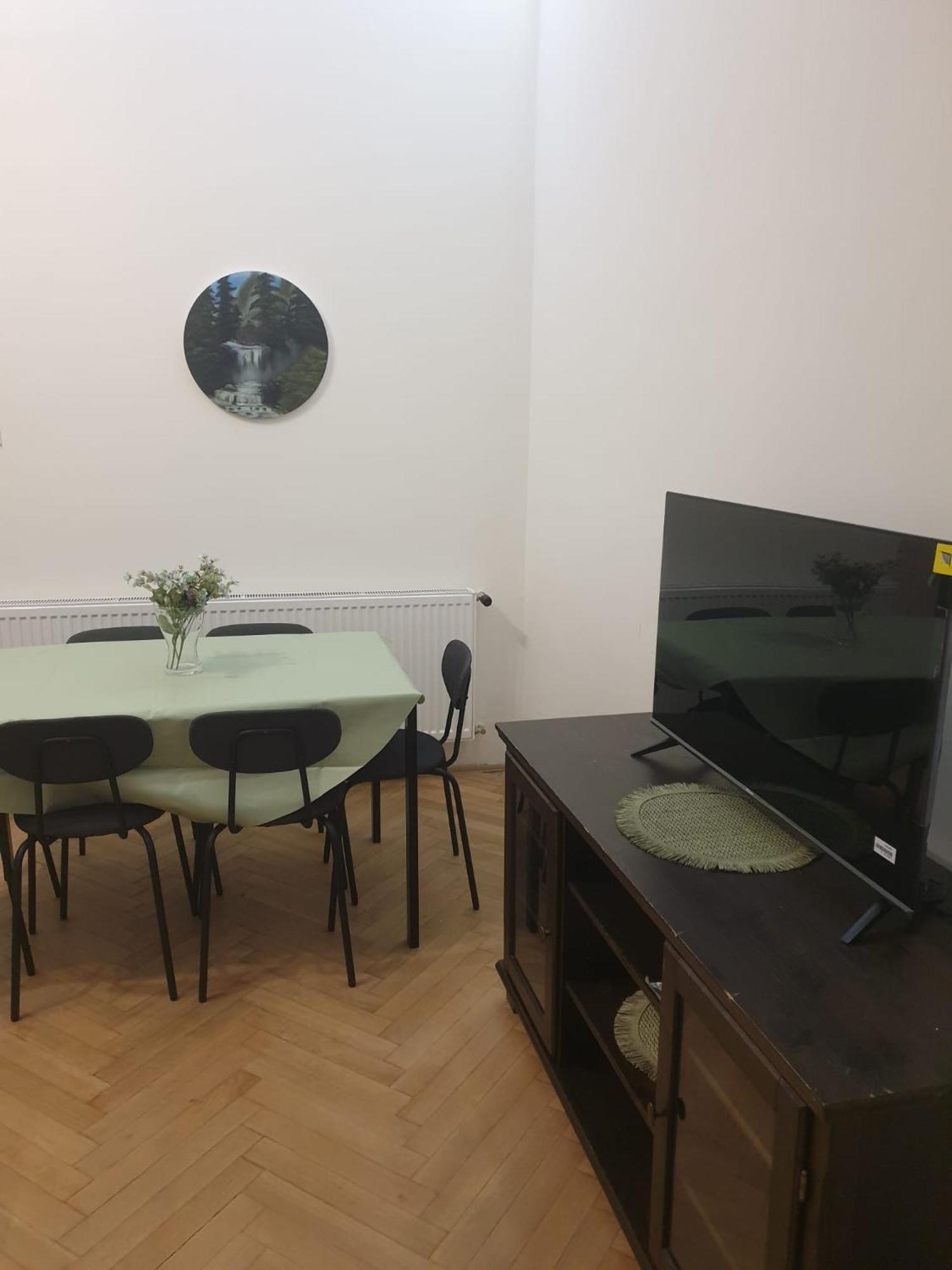 M&Ns Lägenhet Budapest Exteriör bild